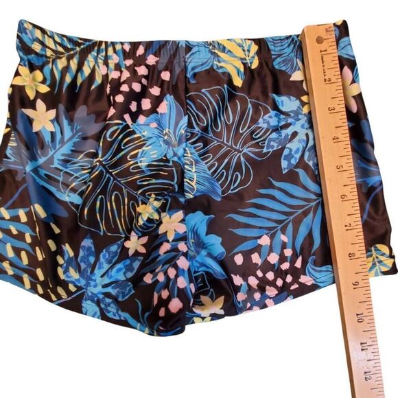 Hawaiian Print 2 Piece Swimsuit Long Sleeve Top With Boy Shorts Size XS - Picture 8 of 8